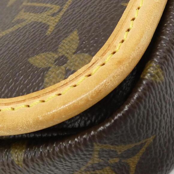 LOUIS VUITTON Brown Monogram Shoulder Bag - Picture 3 of 9
